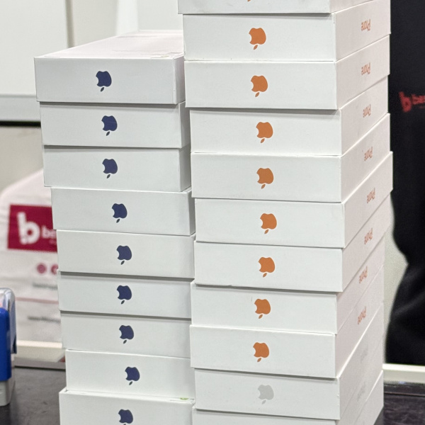 Macacão Dainese ou iPhone 17 Pro Max ou 5 Mil no Pix 💸