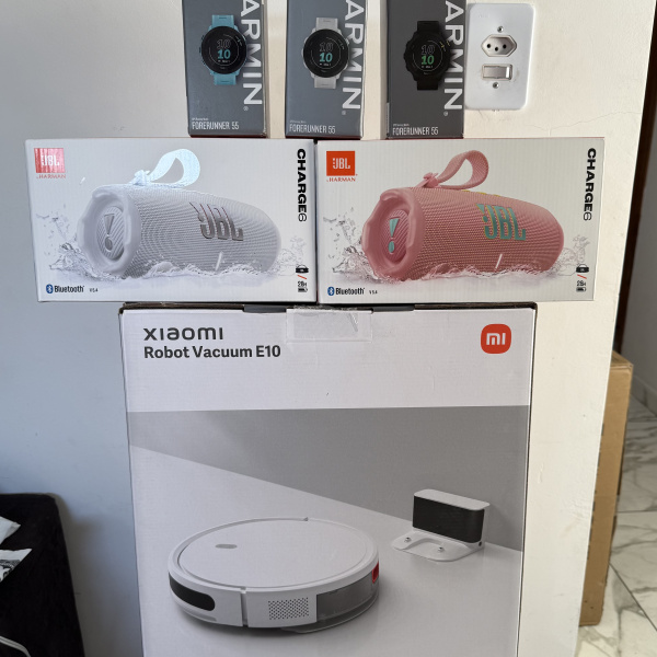 JBL Charge6 ou Robô Aspirador ou Garmin 55